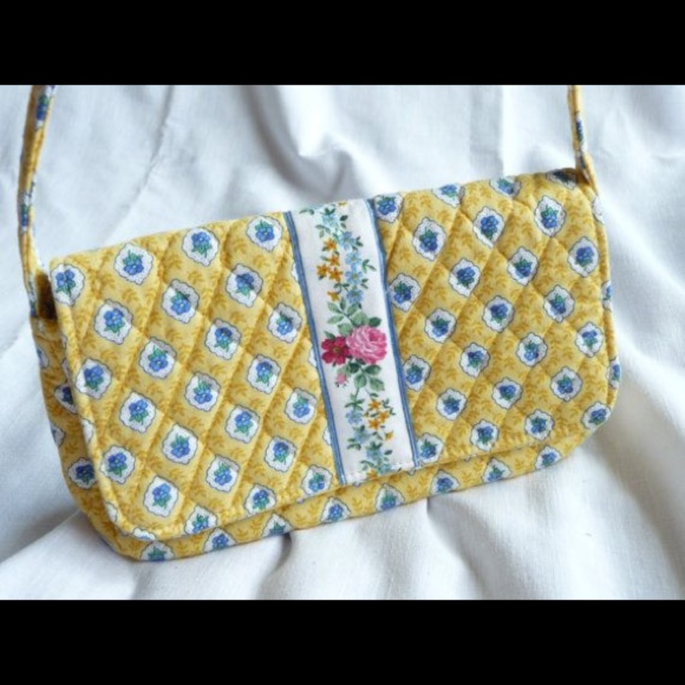 Vera Bradley mini purse in Elizabeth pattern